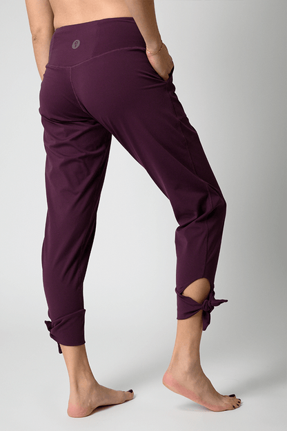 Yoga Democracy Sunday Jogger